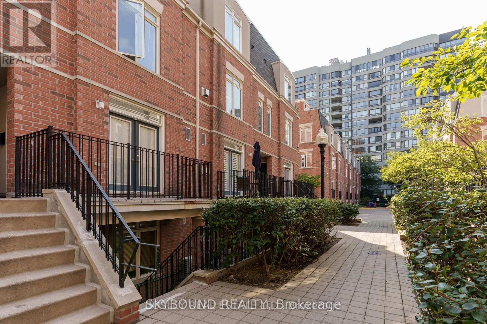 328 - 415 Jarvis Street, Toronto, Ontario  M4Y 3C1 - Photo 3 - C12658110