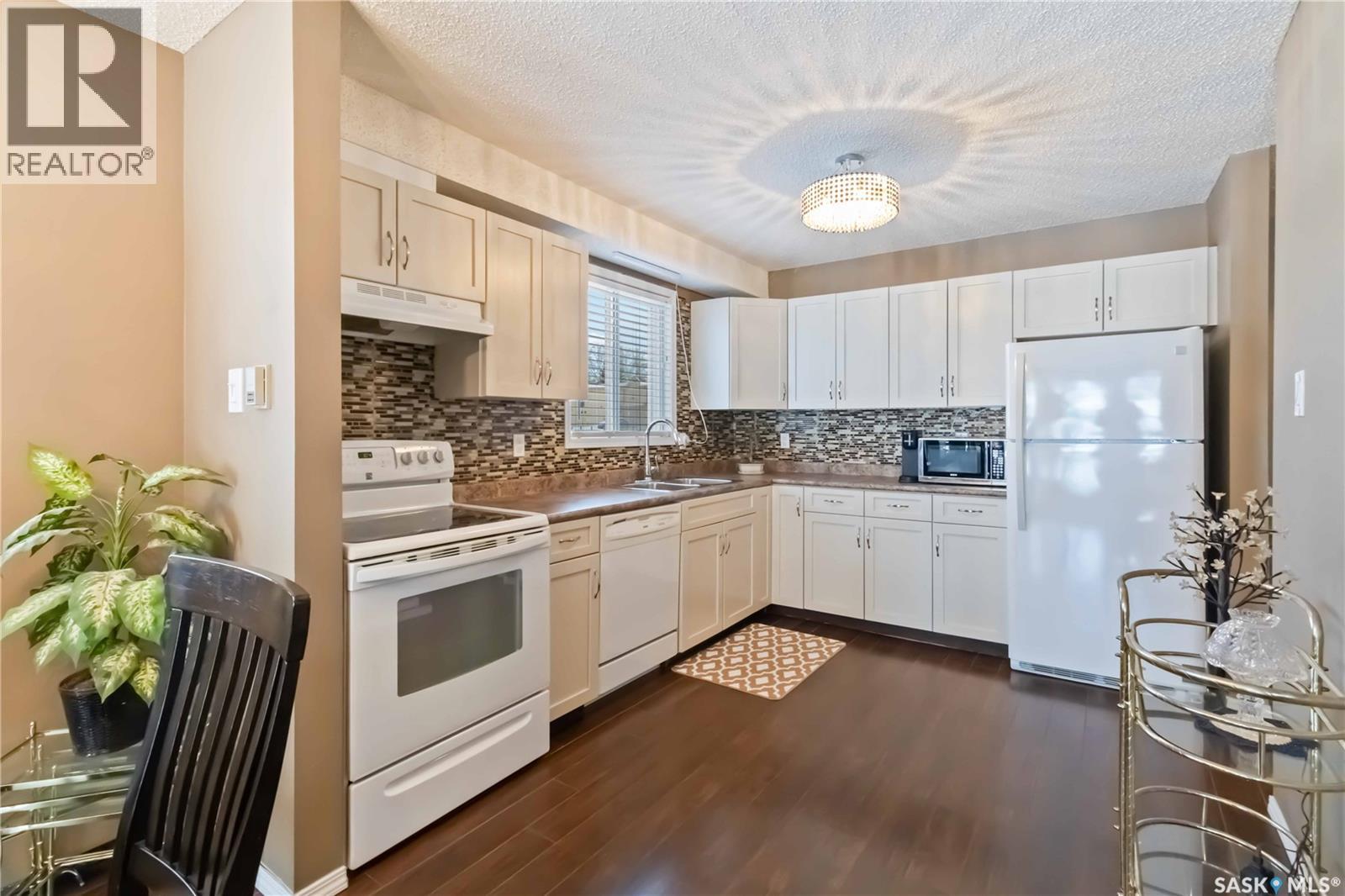 112 706 Confederation Drive, Saskatoon, Saskatchewan  S7L 5R7 - Photo 11 - SK025984