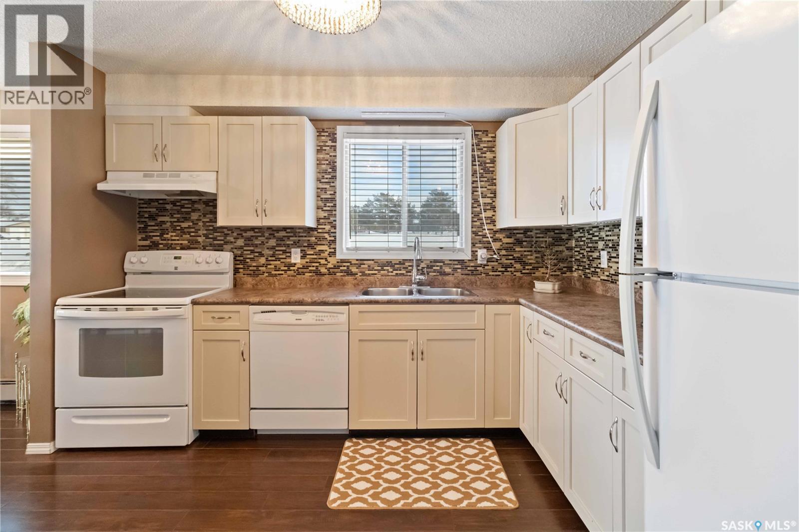 112 706 Confederation Drive, Saskatoon, Saskatchewan  S7L 5R7 - Photo 14 - SK025984