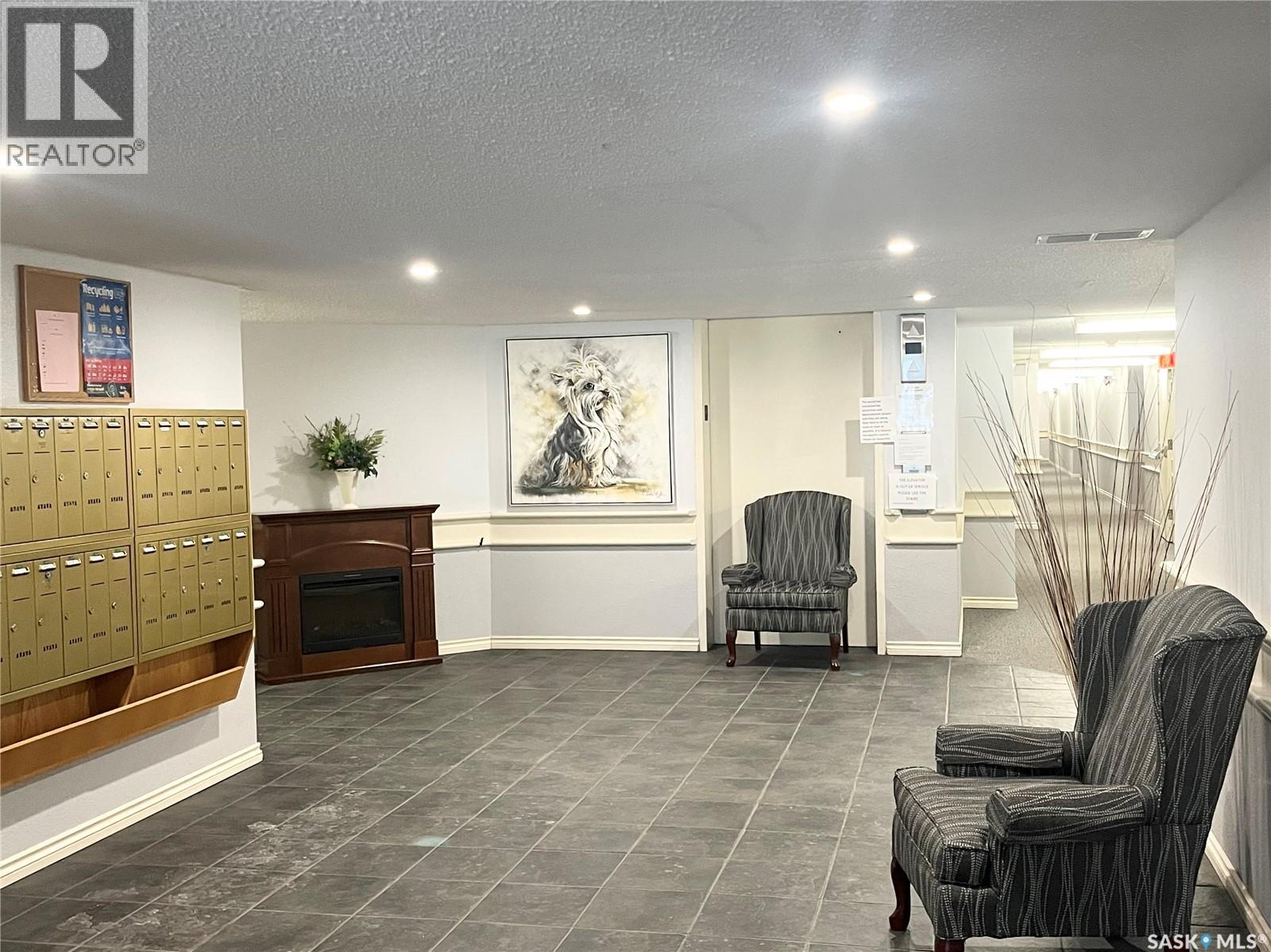 112 706 Confederation Drive, Saskatoon, Saskatchewan  S7L 5R7 - Photo 3 - SK025984