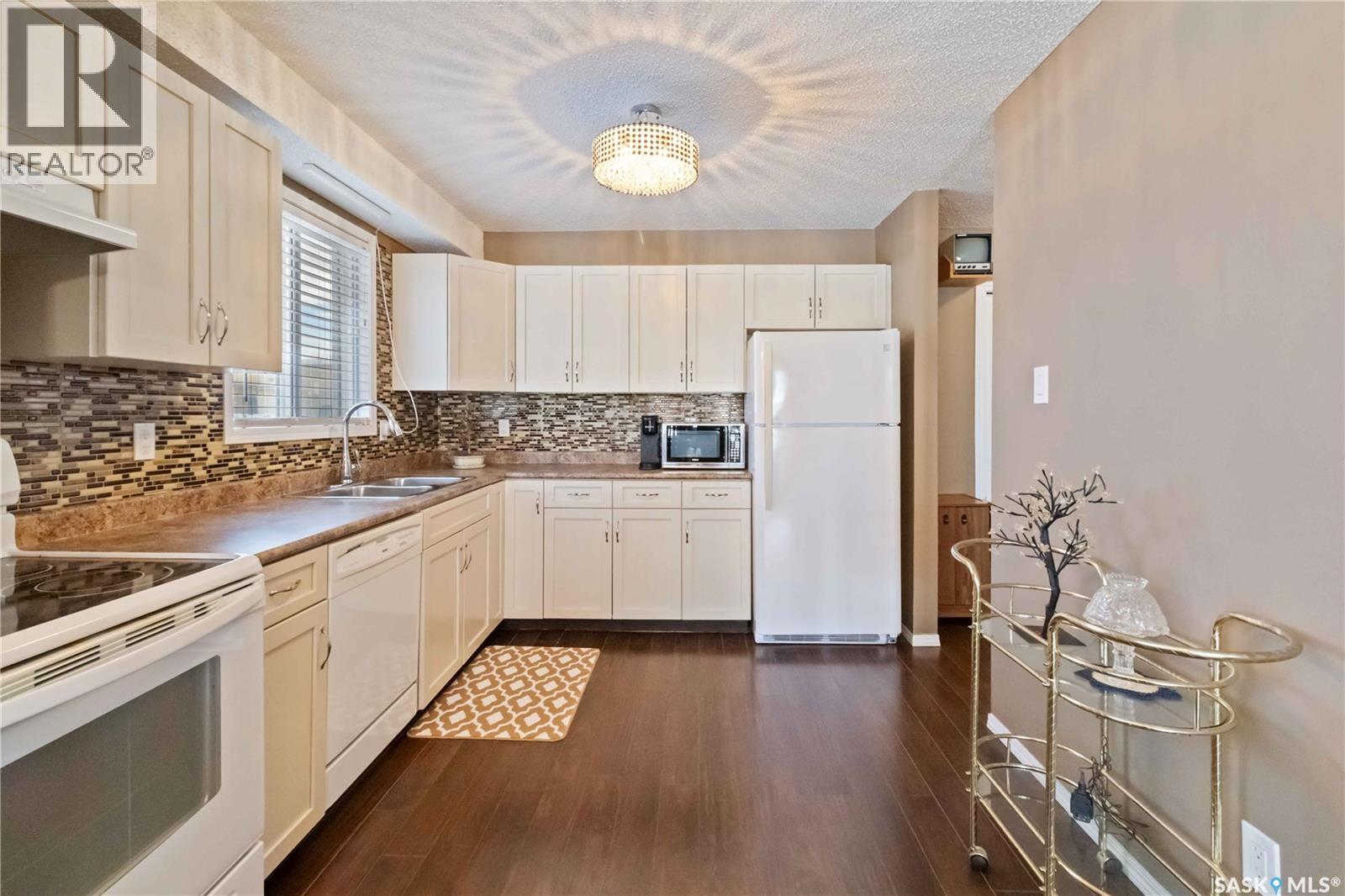 112 706 Confederation Drive, Saskatoon, Saskatchewan  S7L 5R7 - Photo 12 - SK025984