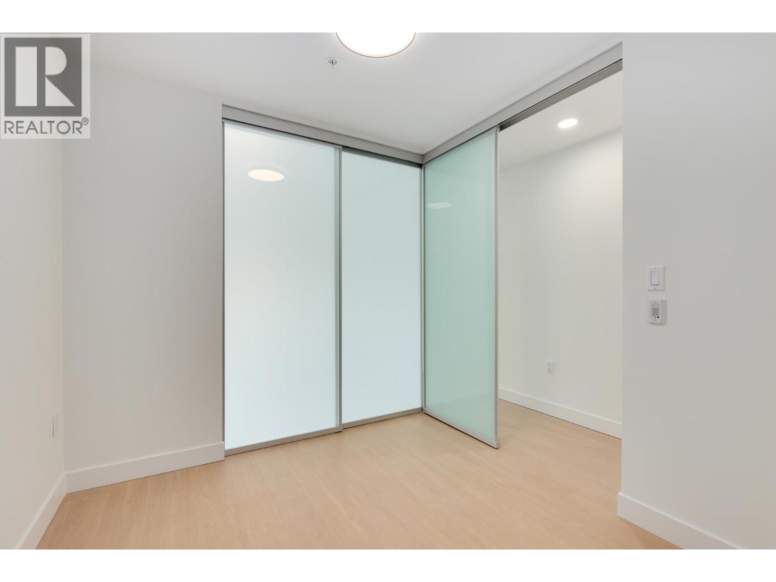 564 422 E 3rd Street, North Vancouver, British Columbia  V7L 0K1 - Photo 10 - R3071548