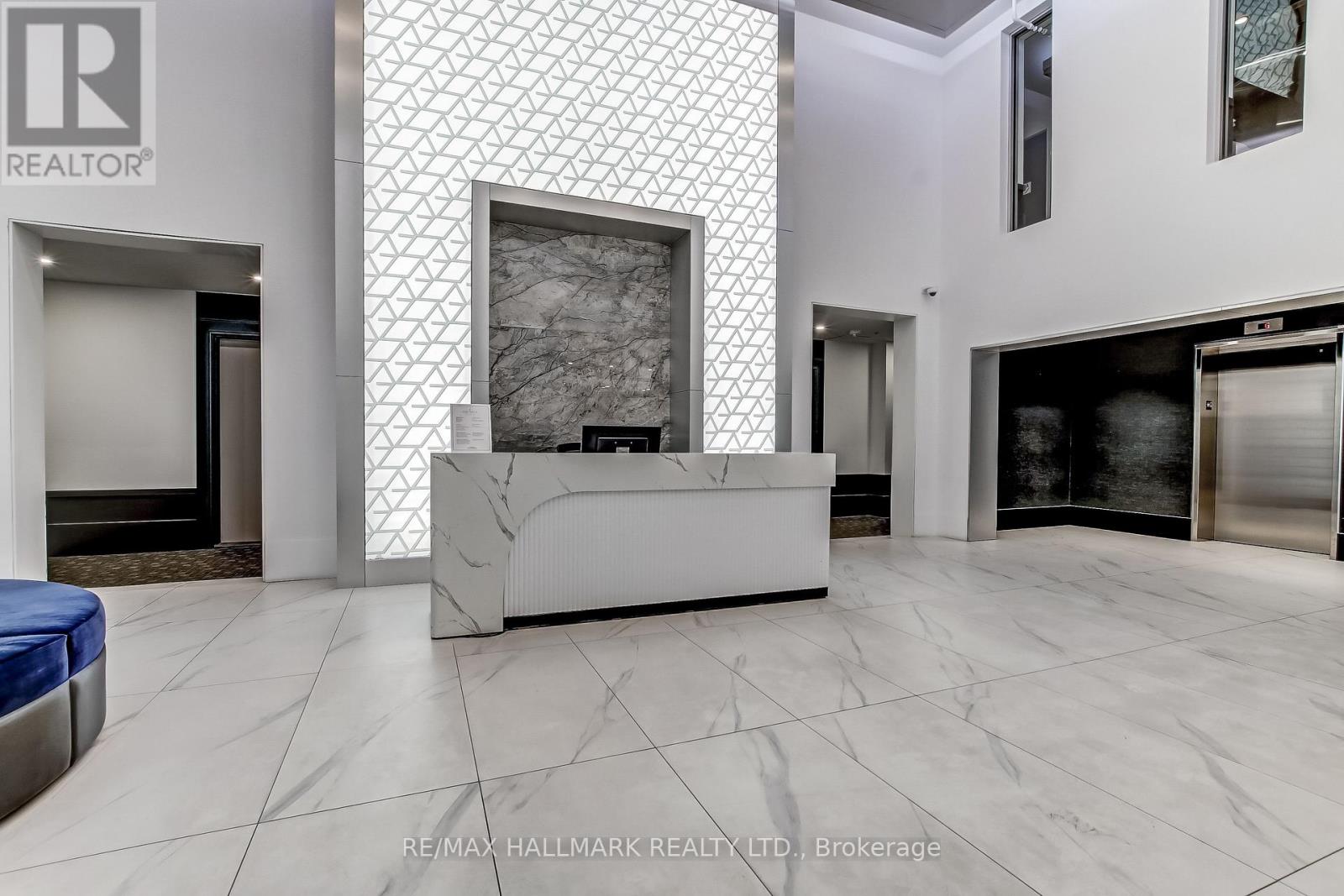 807 - 16 Concord Place, Grimsby, Ontario  L3M 0J1 - Photo 5 - X12462843