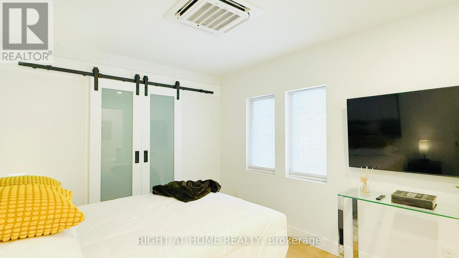 646 Davenport Road, Toronto, Ontario  M5R 1K9 - Photo 11 - C12658160