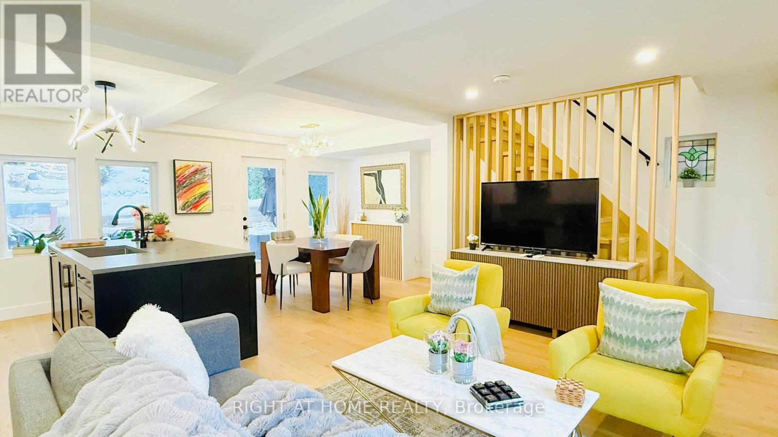 646 Davenport Road, Toronto, Ontario  M5R 1K9 - Photo 2 - C12658160