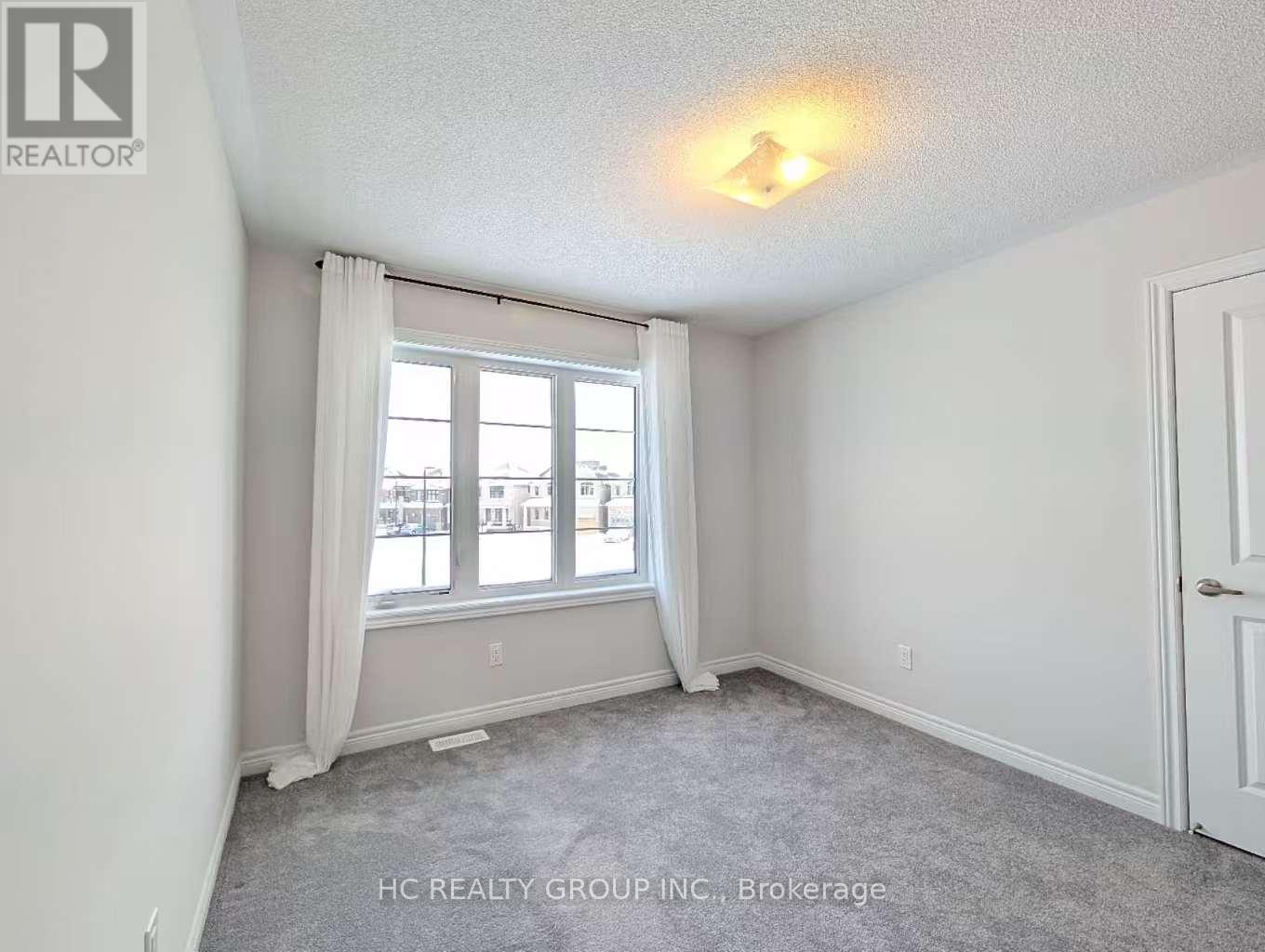 4 Sam Battaglia Crescent, Georgina, Ontario  L0E 1R0 - Photo 17 - N12658148