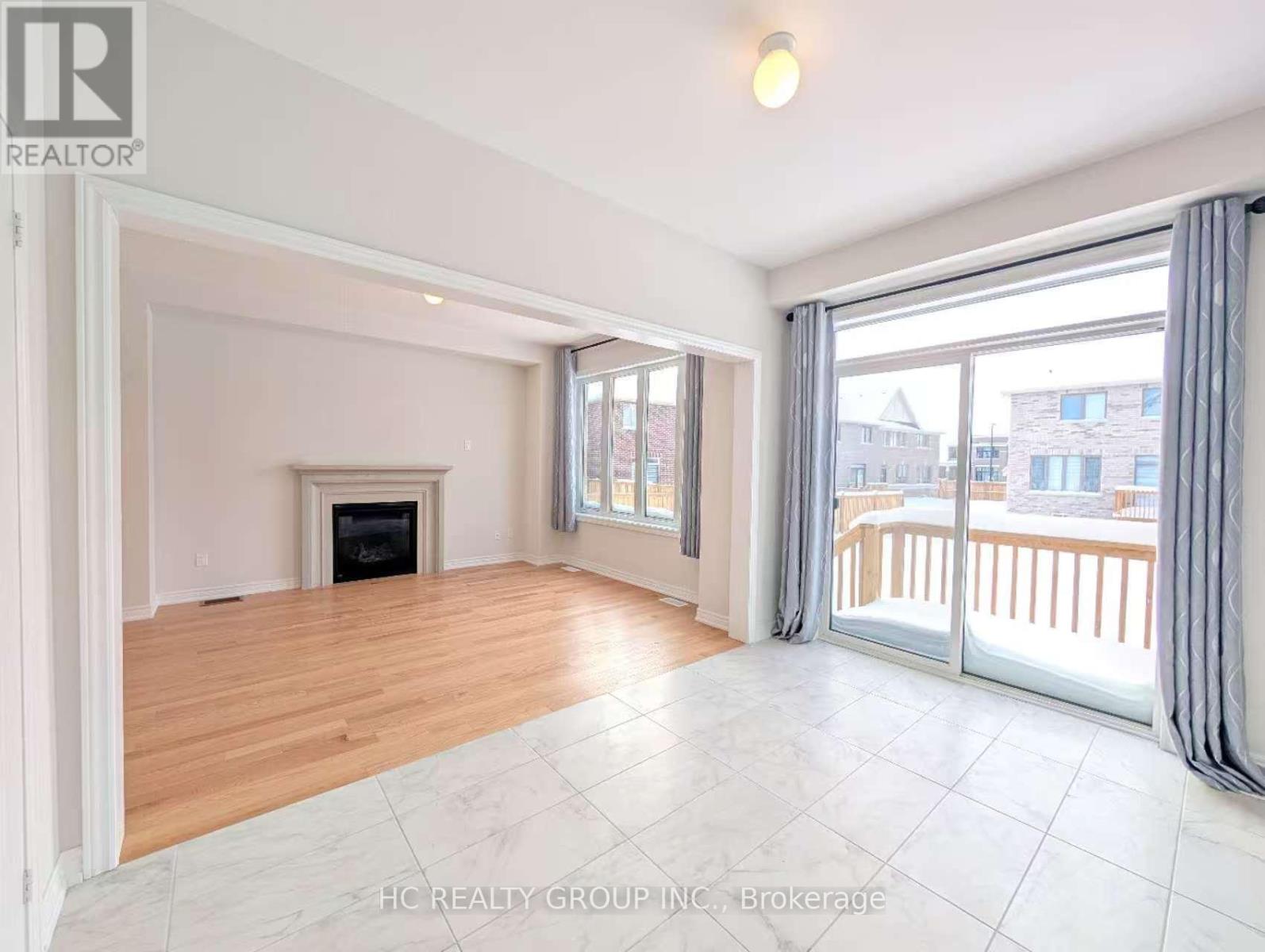 4 Sam Battaglia Crescent, Georgina, Ontario  L0E 1R0 - Photo 6 - N12658148