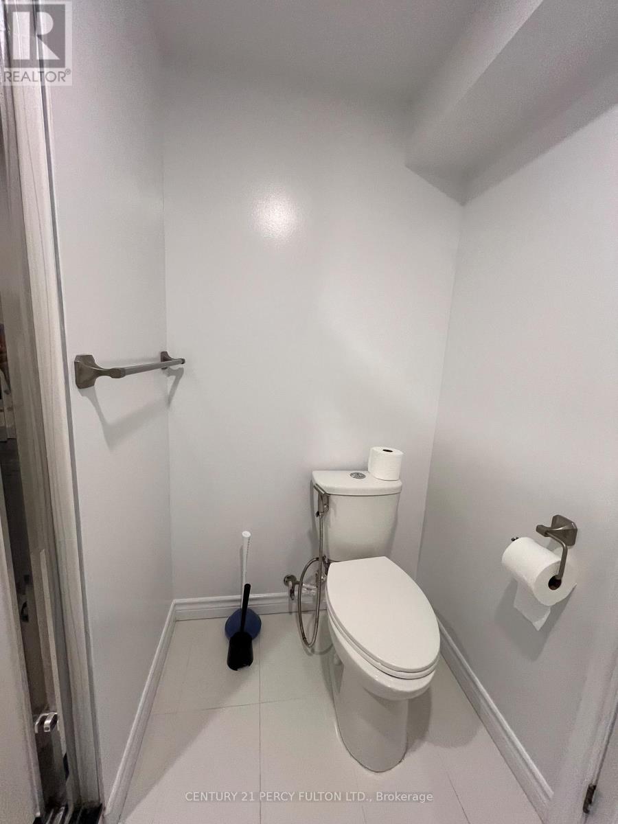 Basement Br - 22 Chester Street, Oakville, Ontario  L6H 6G8 - Photo 15 - W12658152