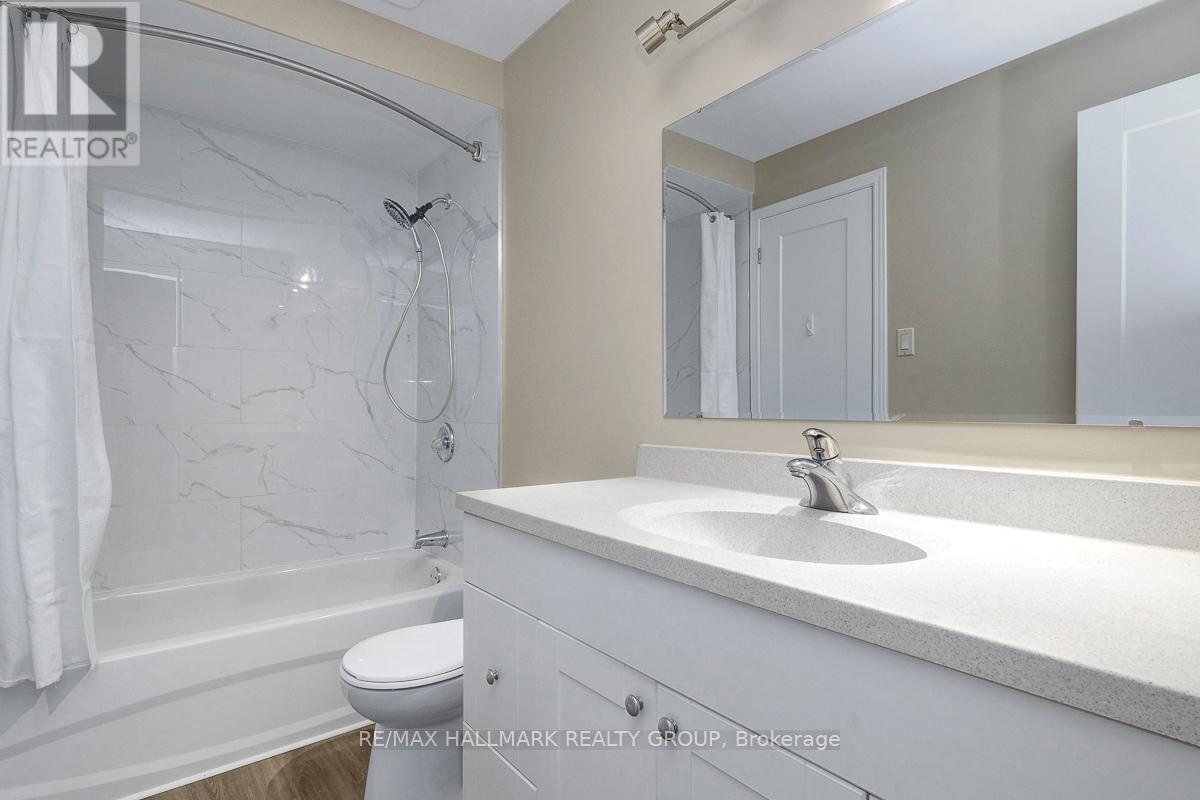 1701 Lafrance Drive, Ottawa, Ontario  K1E 2L7 - Photo 19 - X12658166