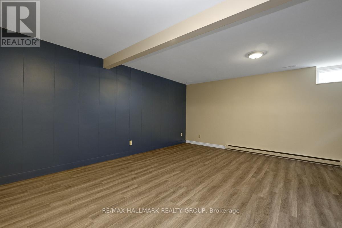 1701 Lafrance Drive, Ottawa, Ontario  K1E 2L7 - Photo 25 - X12658166