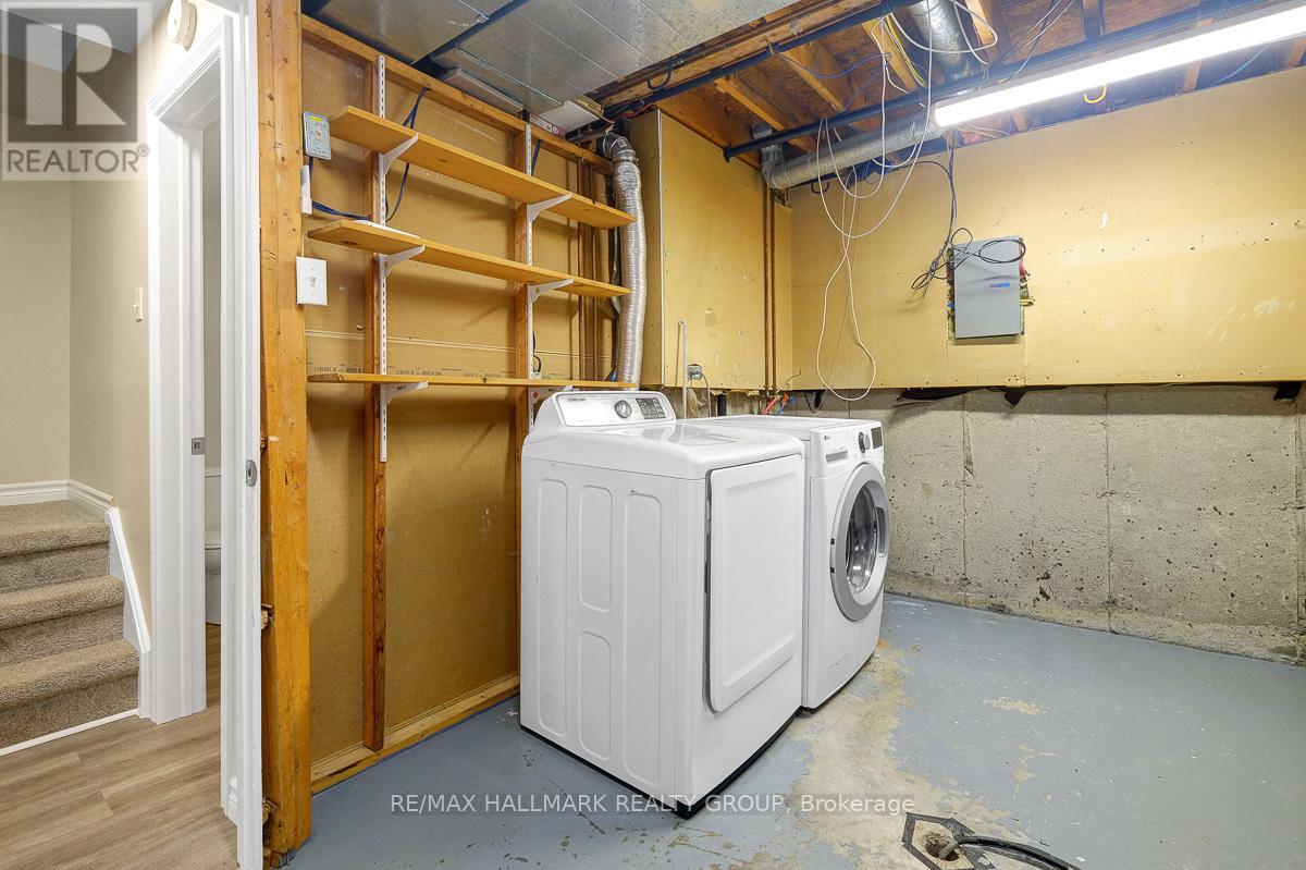 1701 Lafrance Drive, Ottawa, Ontario  K1E 2L7 - Photo 30 - X12658166