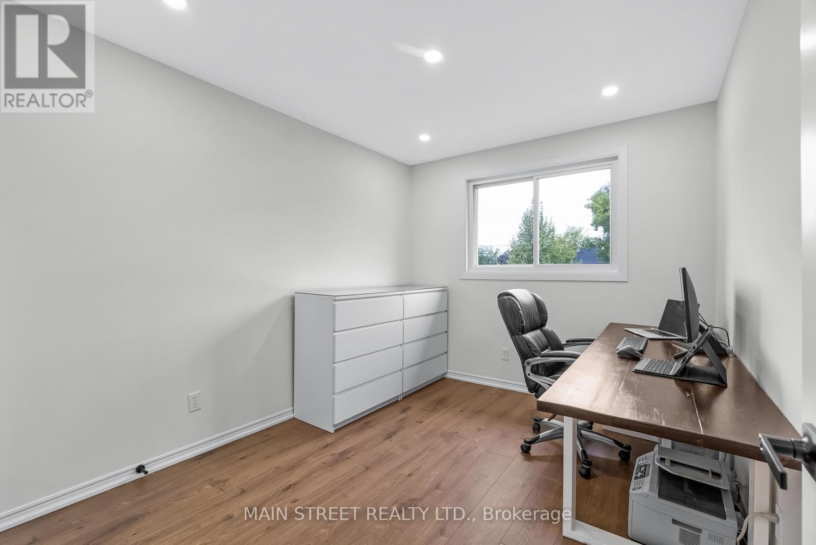 43 Riverglen Drive, Georgina, Ontario  L4P 3K7 - Photo 23 - N12658162