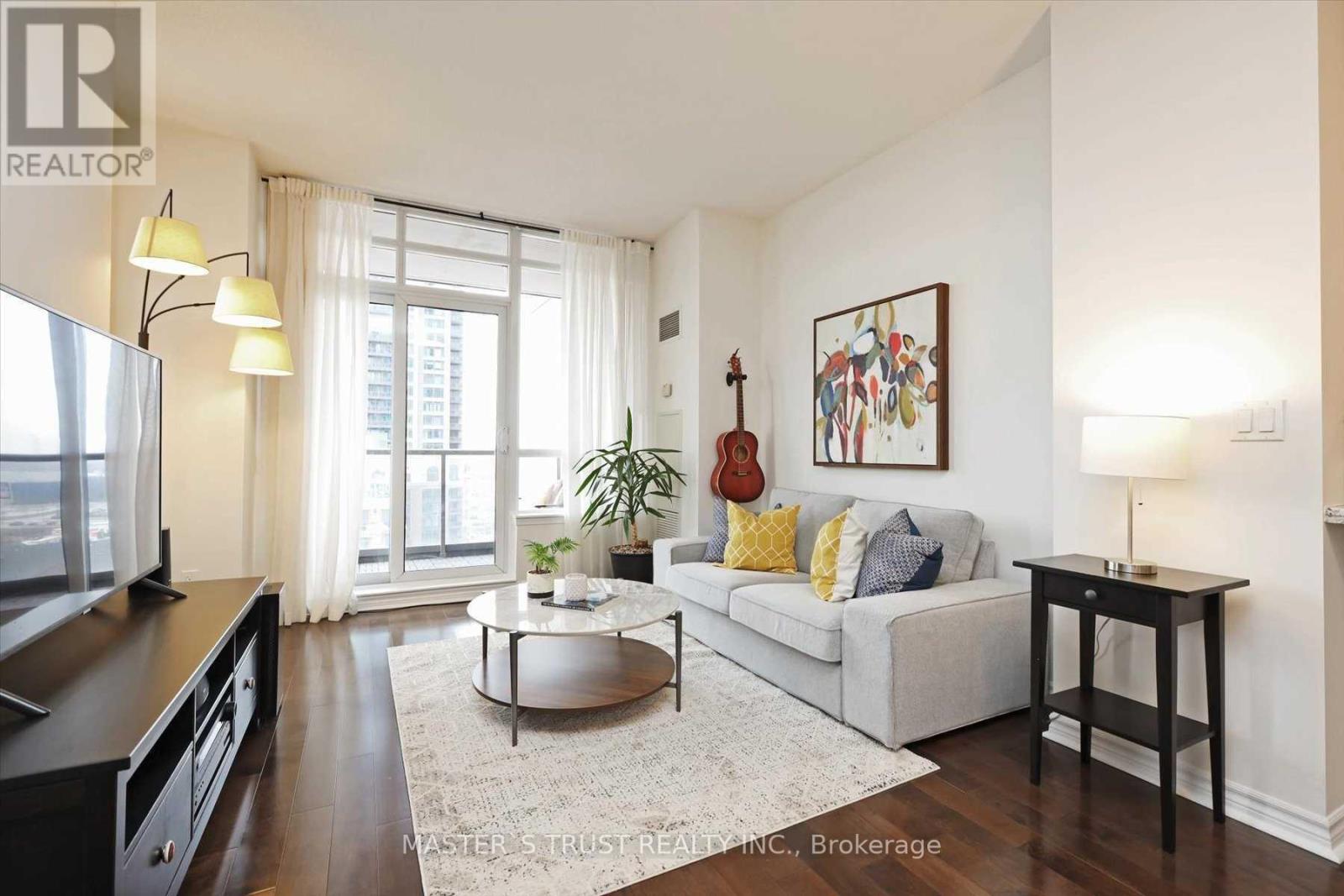 1004 - 388 Prince Of Wales Drive, Mississauga, Ontario  L5B 0A1 - Photo 17 - W12658172