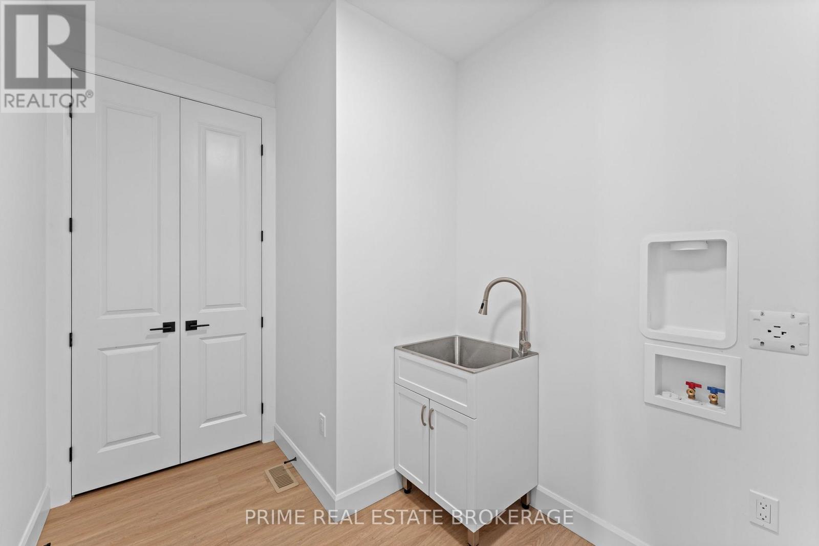 1 - 110 Coastal Crescent, Lambton Shores, Ontario  N0M 1T0 - Photo 22 - X12378114