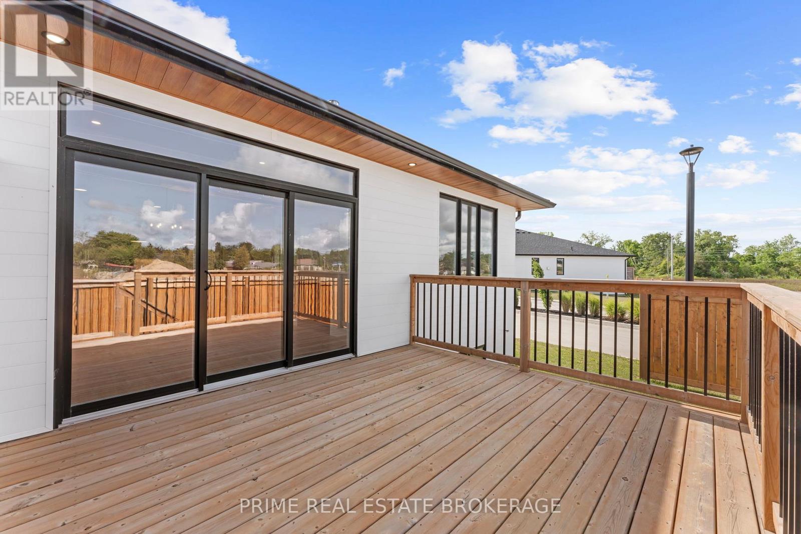 1 - 110 Coastal Crescent, Lambton Shores, Ontario  N0M 1T0 - Photo 34 - X12378114