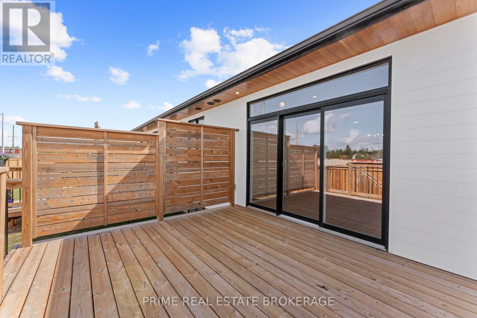 1 - 110 Coastal Crescent, Lambton Shores, Ontario  N0M 1T0 - Photo 35 - X12378114