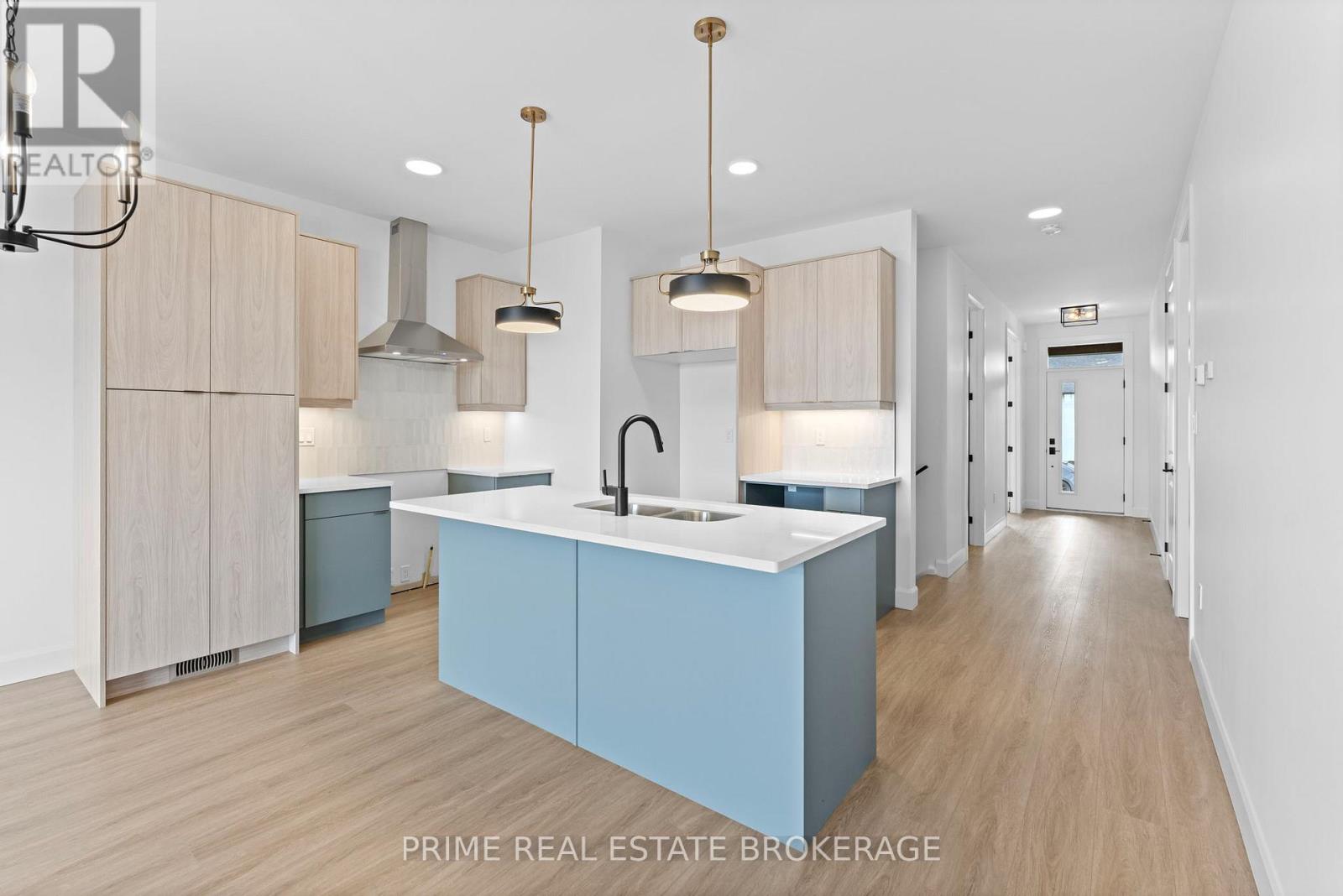 1 - 110 Coastal Crescent, Lambton Shores, Ontario  N0M 1T0 - Photo 9 - X12378114