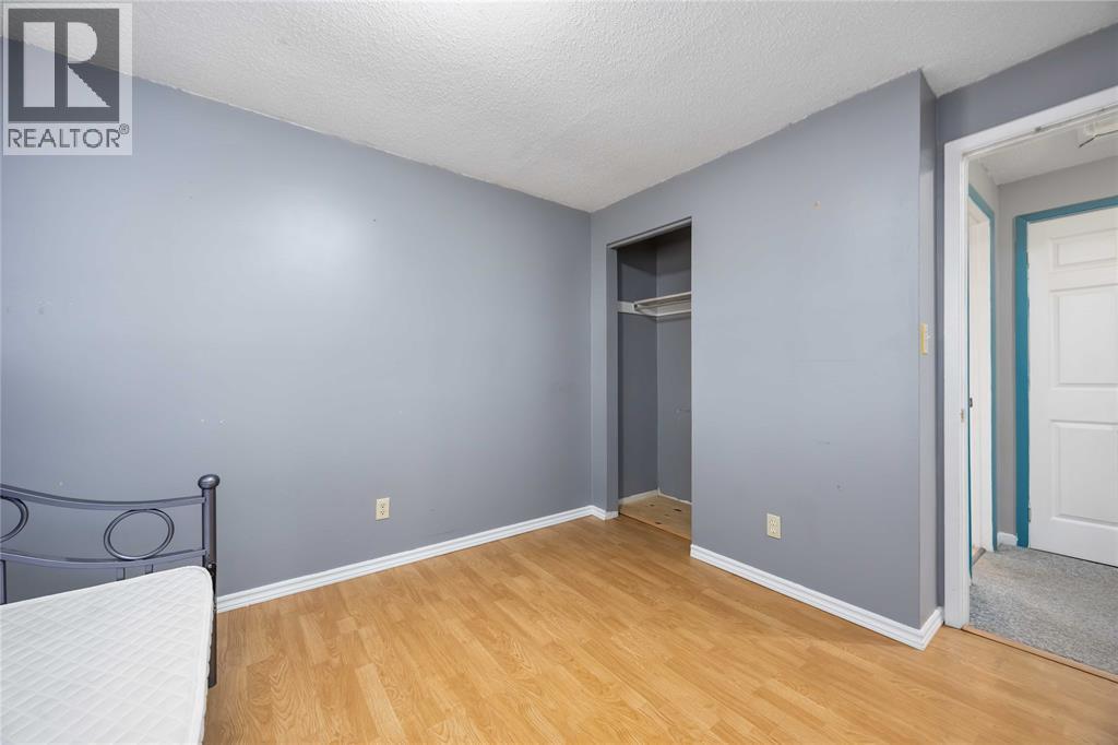 124 Fairview Place, Sarnia, Ontario  N7S 4E1 - Photo 24 - 25022468