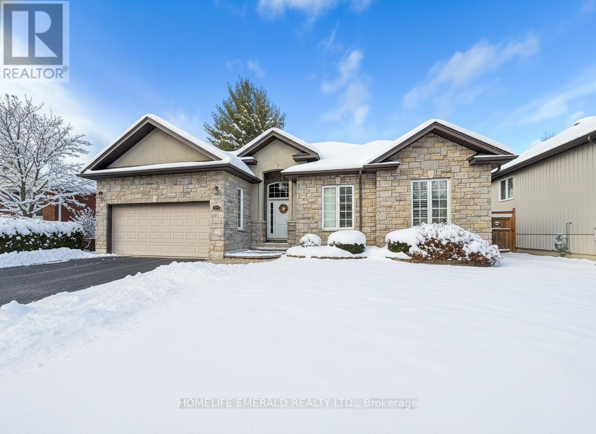 17 Tree Top Street, Essa, Ontario  L0M 1B2 - Photo 1 - N12585604