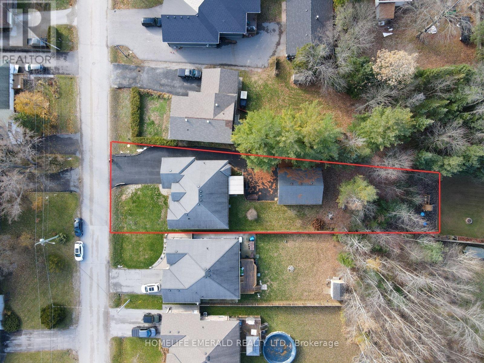 17 Tree Top Street, Essa, Ontario  L0M 1B2 - Photo 3 - N12585604