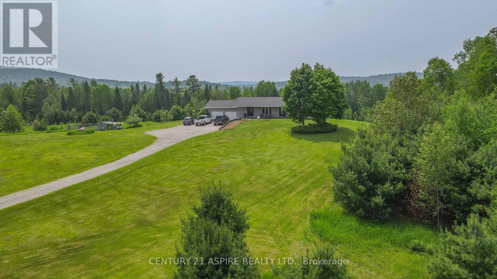 2112 Schutt Road, Brudenell, Ontario  K0J 2E0 - Photo 12 - X12658198