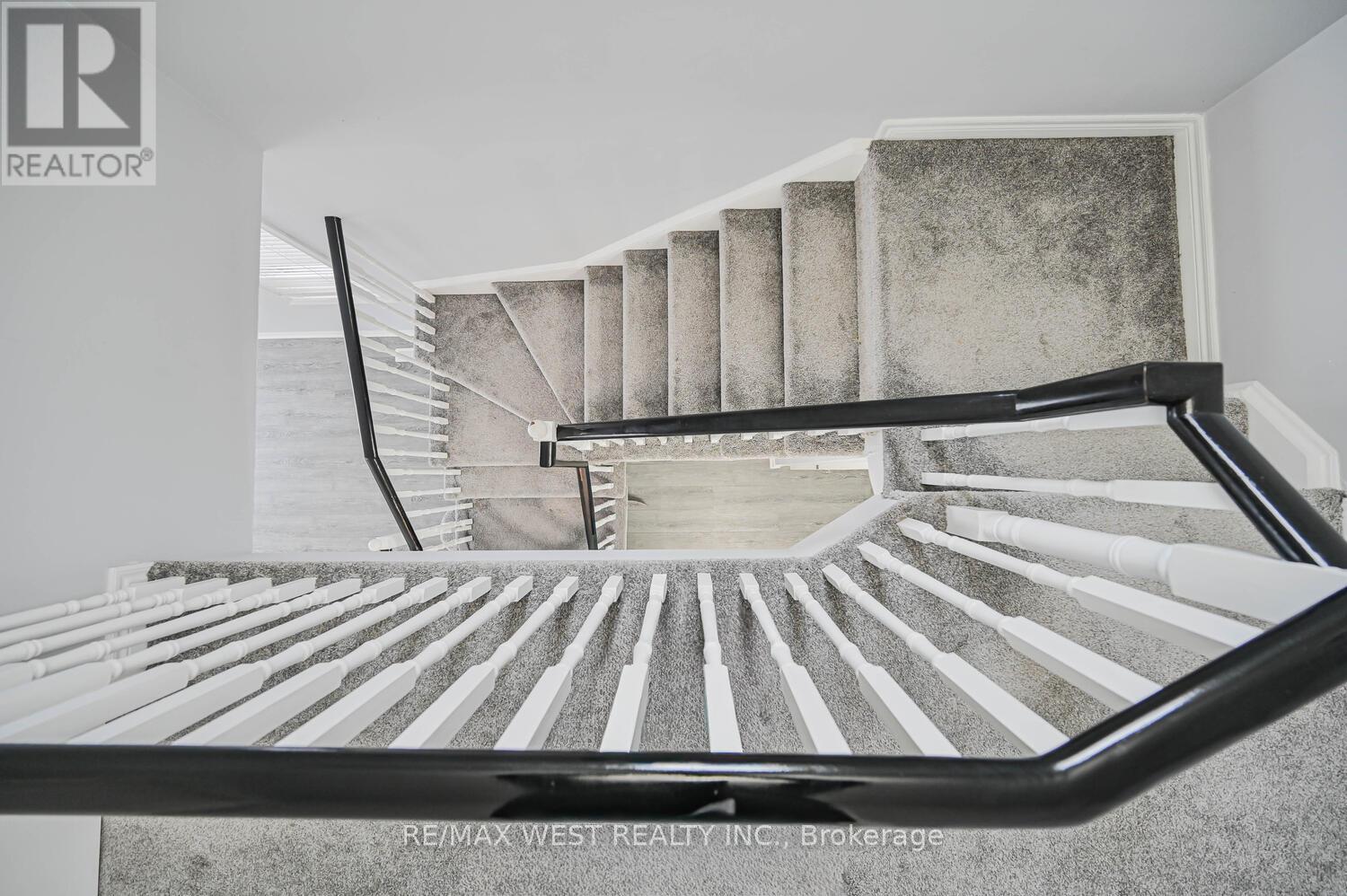 46 Woodhaven Drive, Brampton, Ontario  L7A 1Y8 - Photo 21 - W12648362