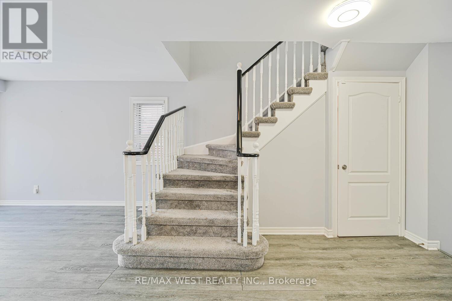 46 Woodhaven Drive, Brampton, Ontario  L7A 1Y8 - Photo 20 - W12648362