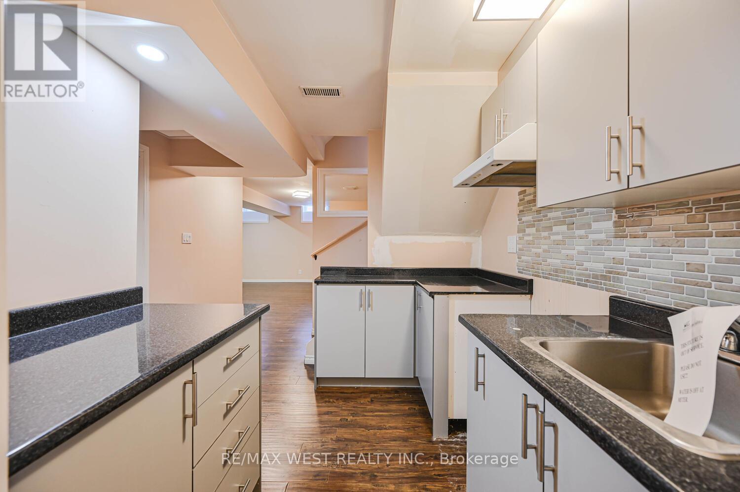 46 Woodhaven Drive, Brampton, Ontario  L7A 1Y8 - Photo 42 - W12648362