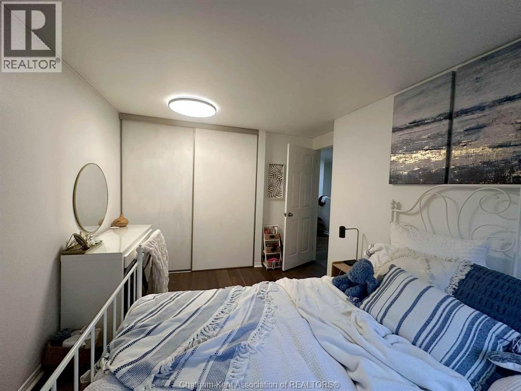 Photo 25 of 42 for 70 Chapman Court Unit# 53