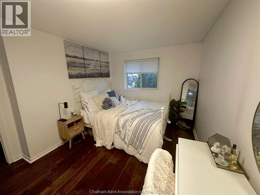 Photo 26 of 42 for 70 Chapman Court Unit# 53