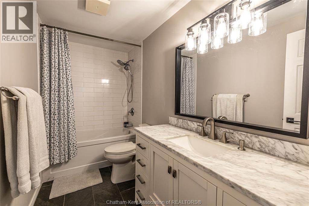 Photo 28 of 42 for 70 Chapman Court Unit# 53