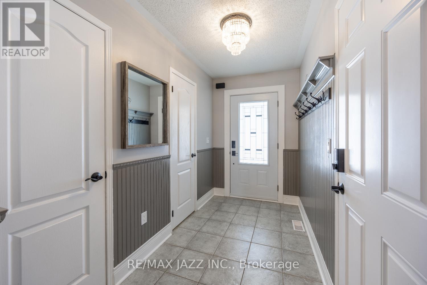 50 Honeyman Drive, Clarington, Ontario  L1C 0J1 - Photo 2 - E12658226