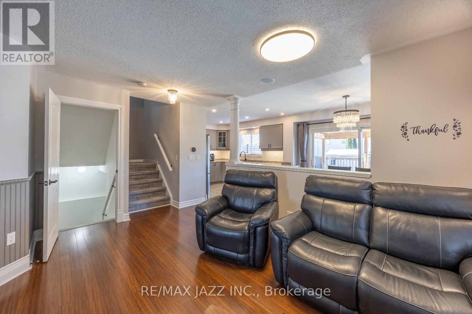 50 Honeyman Drive, Clarington, Ontario  L1C 0J1 - Photo 6 - E12658226