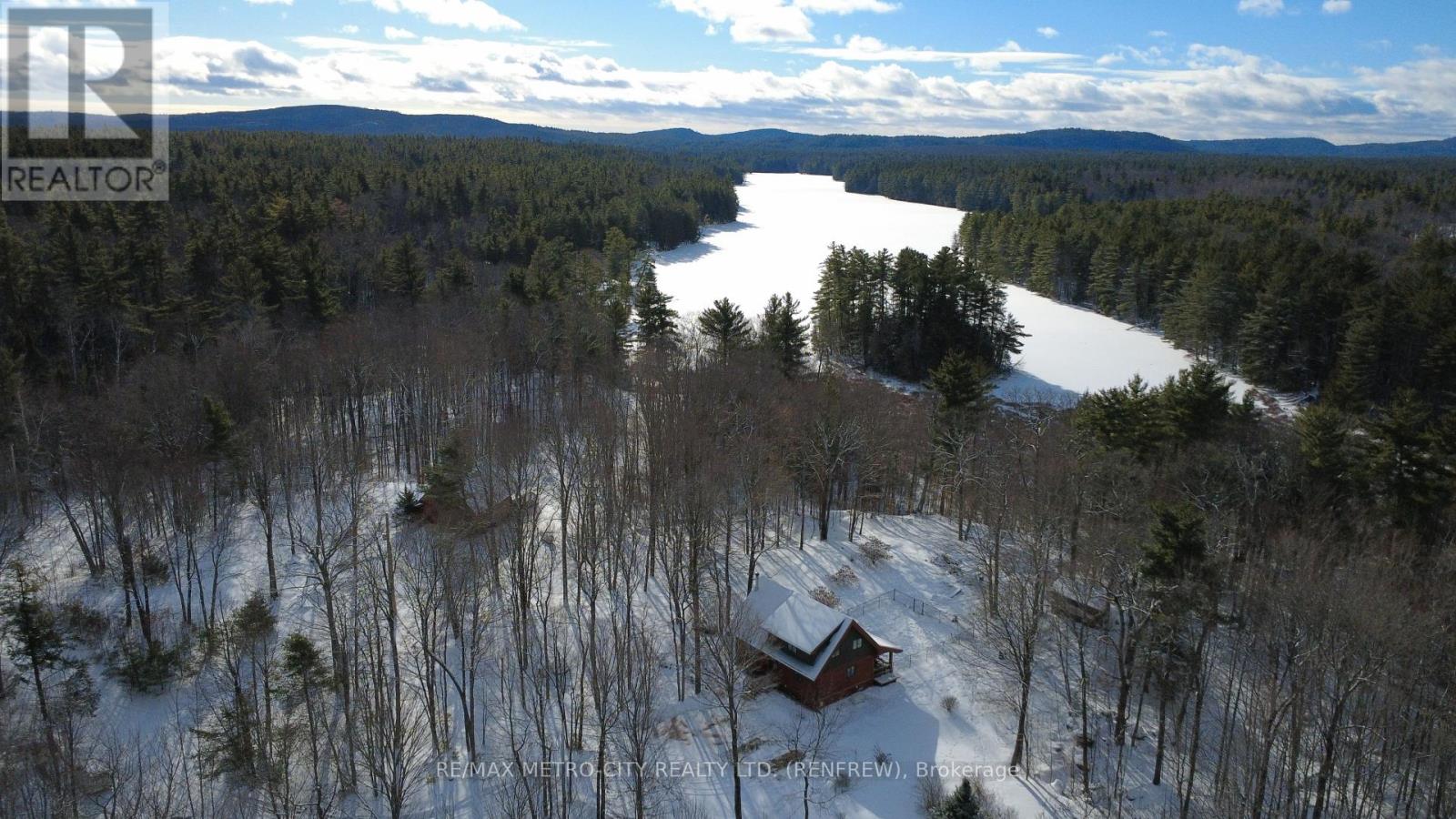 109 Scharf Lane, Greater Madawaska, Ontario  K0J 1H0 - Photo 2 - X12437537