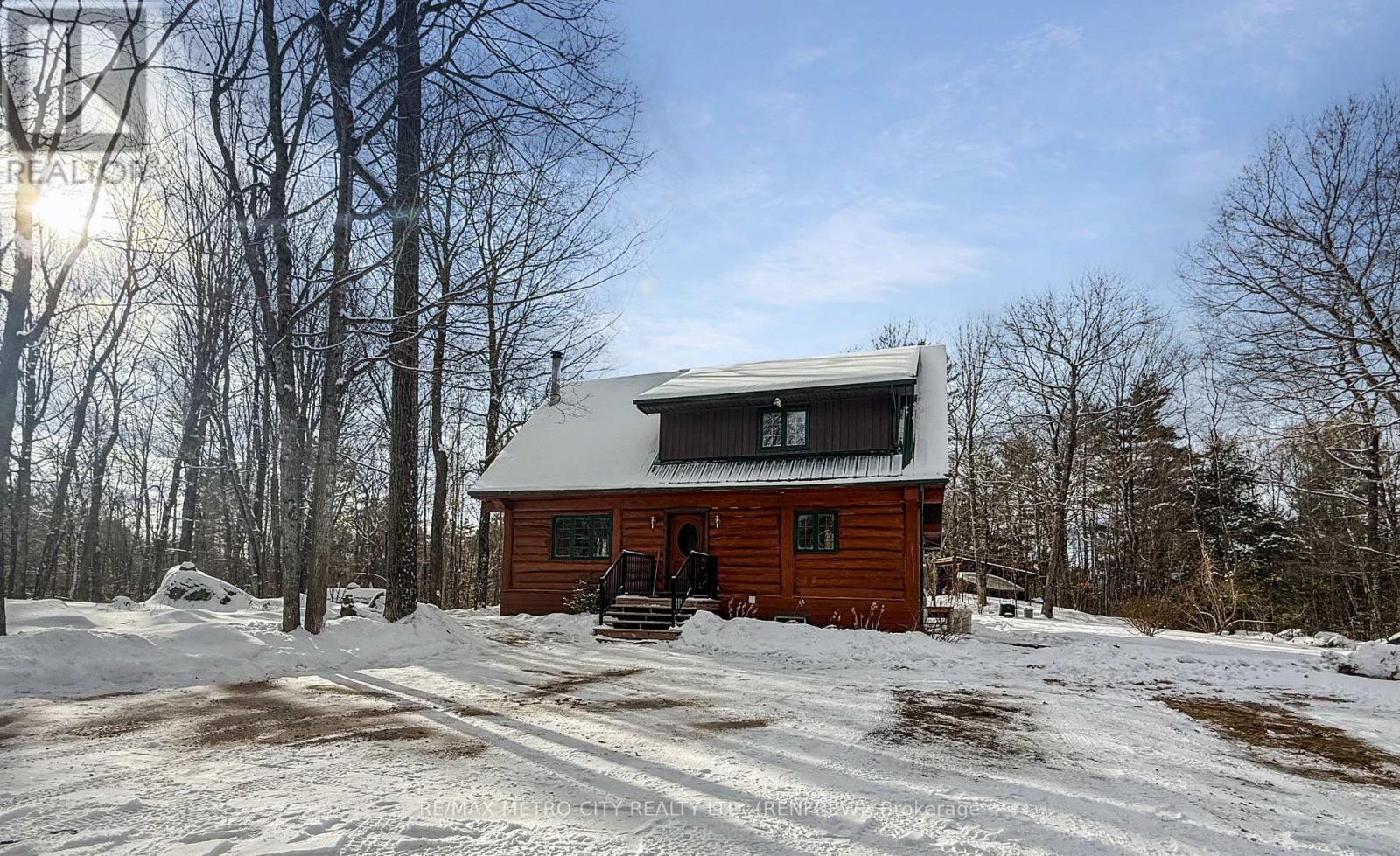 109 Scharf Lane, Greater Madawaska, Ontario  K0J 1H0 - Photo 3 - X12437537