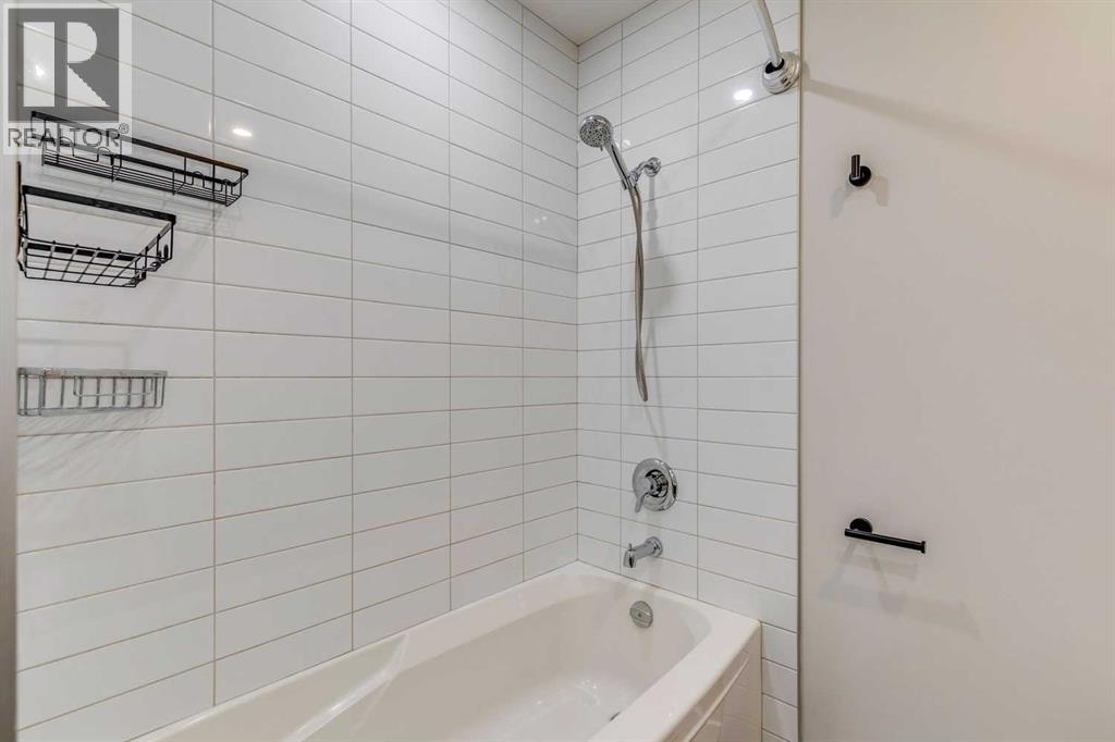 3416 Lane Crescent Sw, Calgary, Alberta  T3E 5X2 - Photo 23 - A2274270