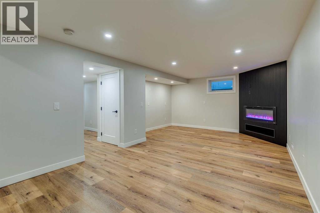 3416 Lane Crescent Sw, Calgary, Alberta  T3E 5X2 - Photo 31 - A2274270