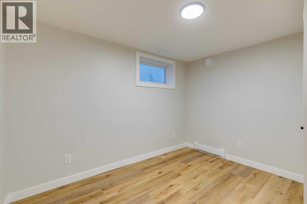 3416 Lane Crescent Sw, Calgary, Alberta  T3E 5X2 - Photo 37 - A2274270