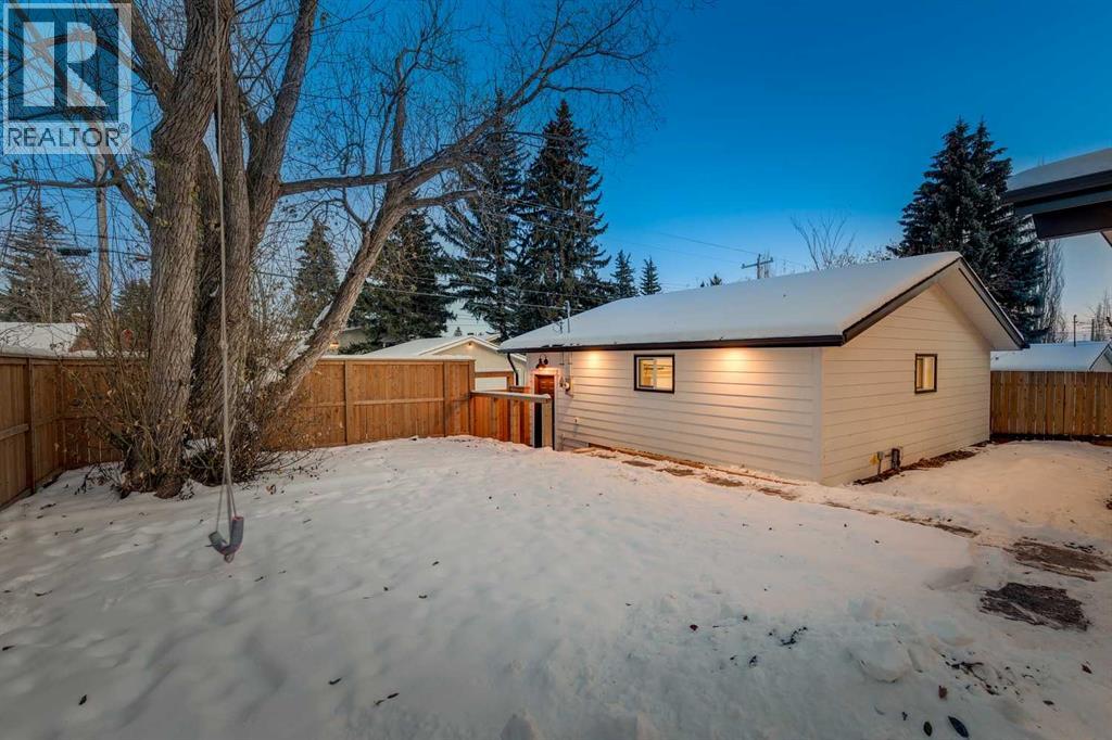 3416 Lane Crescent Sw, Calgary, Alberta  T3E 5X2 - Photo 47 - A2274270