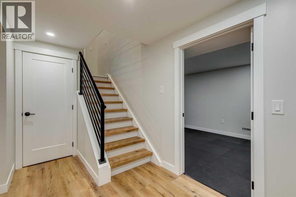 3416 Lane Crescent Sw, Calgary, Alberta  T3E 5X2 - Photo 29 - A2274270