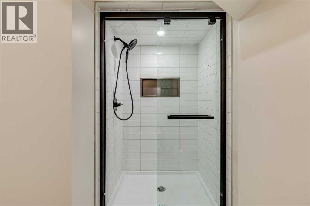 3416 Lane Crescent Sw, Calgary, Alberta  T3E 5X2 - Photo 36 - A2274270