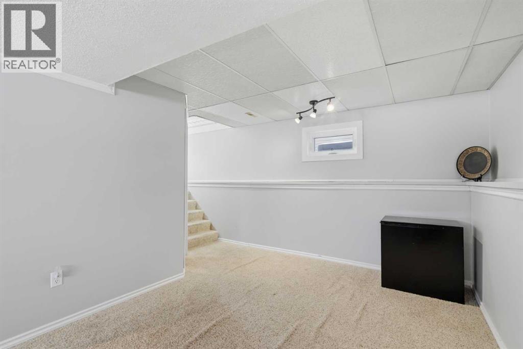 127 Queen Tamara Road Se, Calgary, Alberta  T2J 4E8 - Photo 29 - A2276456