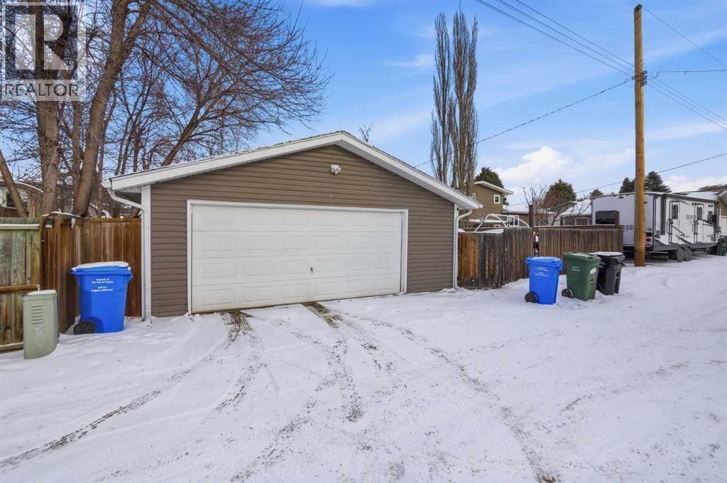 127 Queen Tamara Road Se, Calgary, Alberta  T2J 4E8 - Photo 43 - A2276456