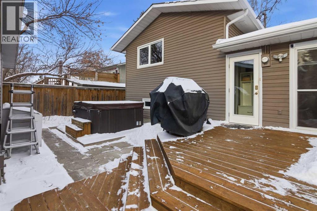 127 Queen Tamara Road Se, Calgary, Alberta  T2J 4E8 - Photo 40 - A2276456
