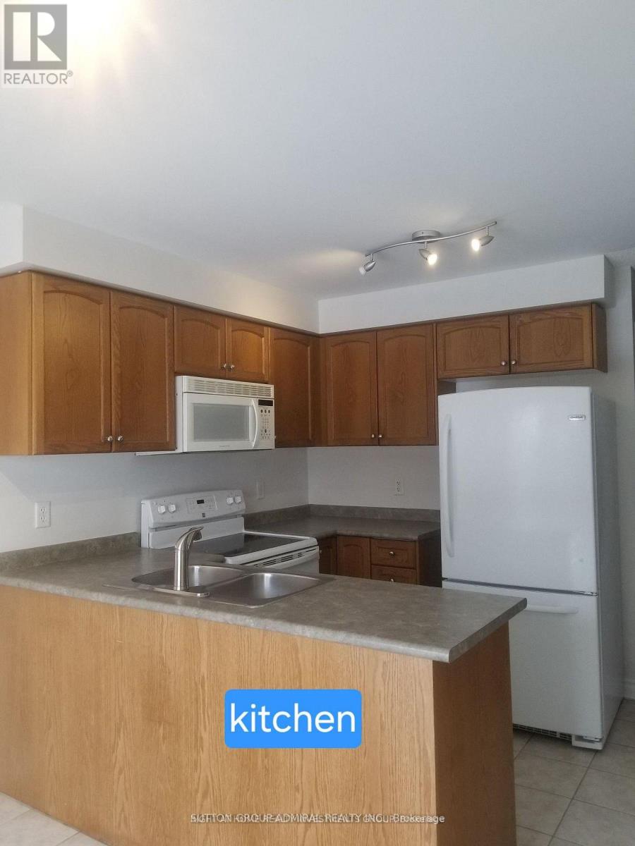 Upper Unit - 38 Lang Drive, Barrie (Northwest), Ontario  L4N 0W3 - Photo 4 - S12658224