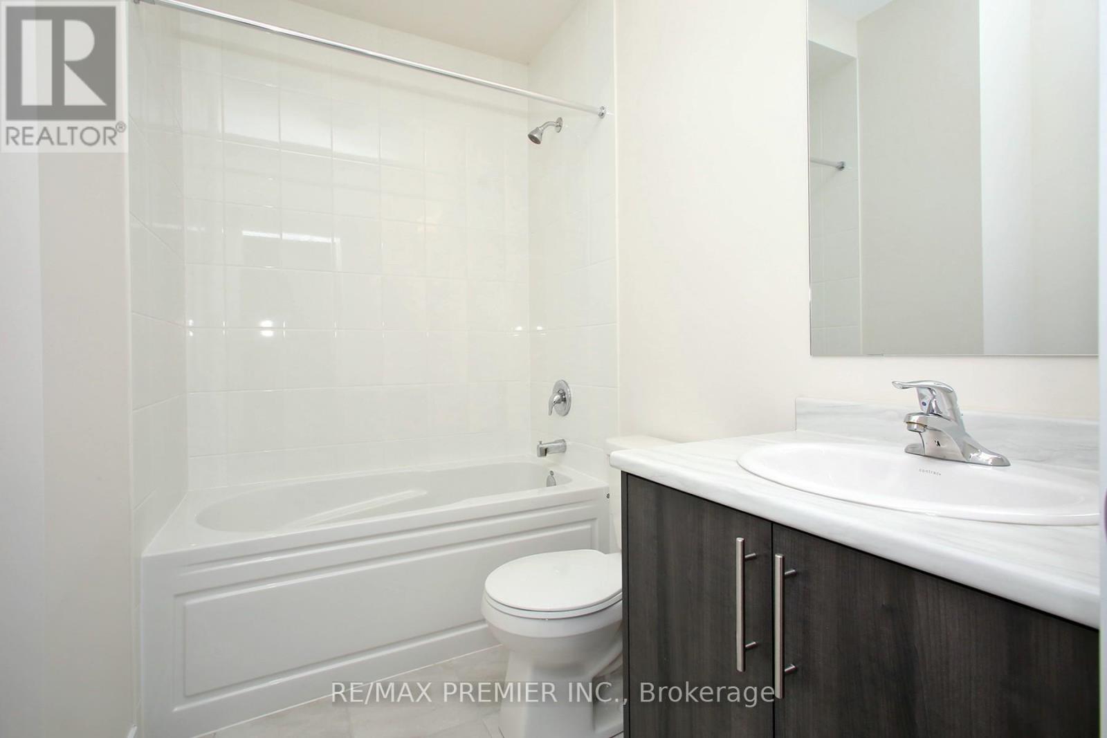 3057 Welsman Gardens, Oakville, Ontario  L6H 7Z2 - Photo 16 - W12658218