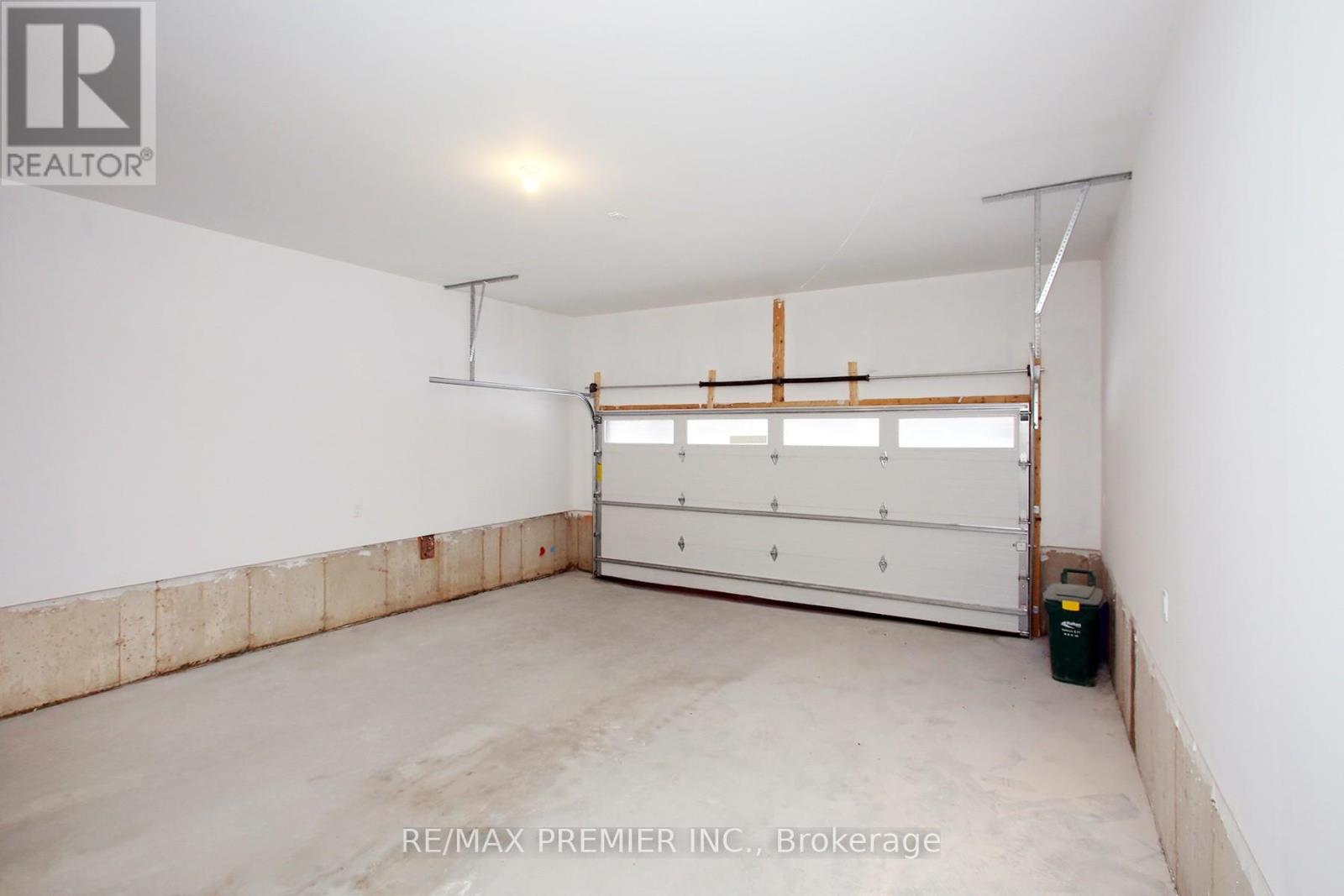 3057 Welsman Gardens, Oakville, Ontario  L6H 7Z2 - Photo 18 - W12658218