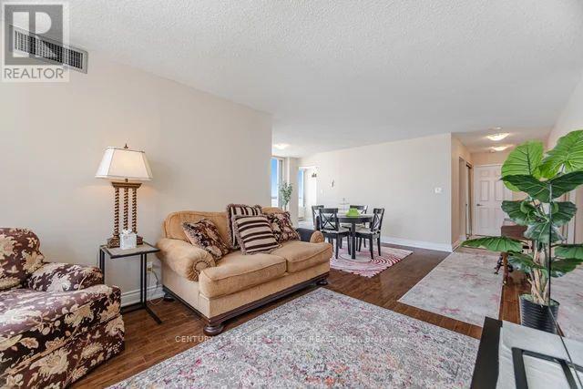 1603 - 3605 Kariya Drive, Mississauga, Ontario  L5B 3J4 - Photo 10 - W12658220