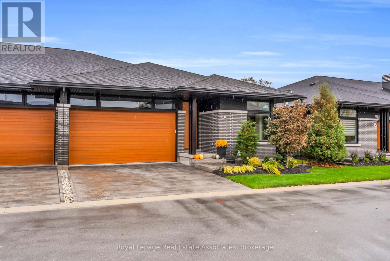 8 - 28 JUNIPER TRAIL, Welland, Ontario