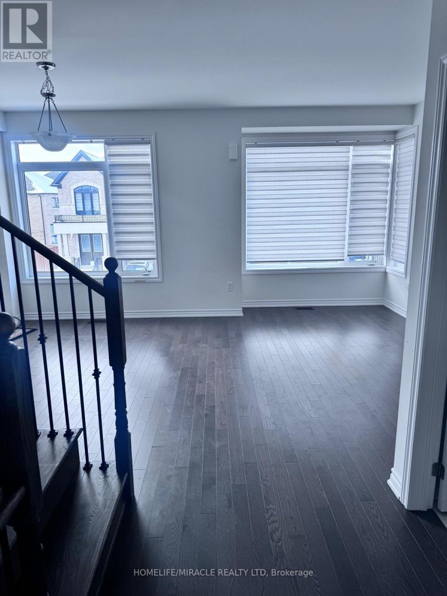 93 Camino Real Drive, Caledon, Ontario  L7C 4M1 - Photo 5 - W12647216